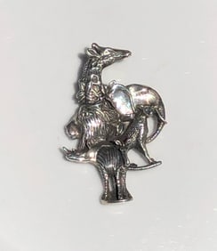 Vintage Silver Brooch Pin