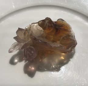 Antique Quartz Frog Statue
