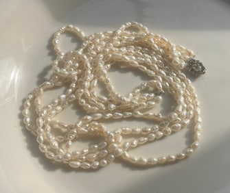 Vintage Pearl Necklace