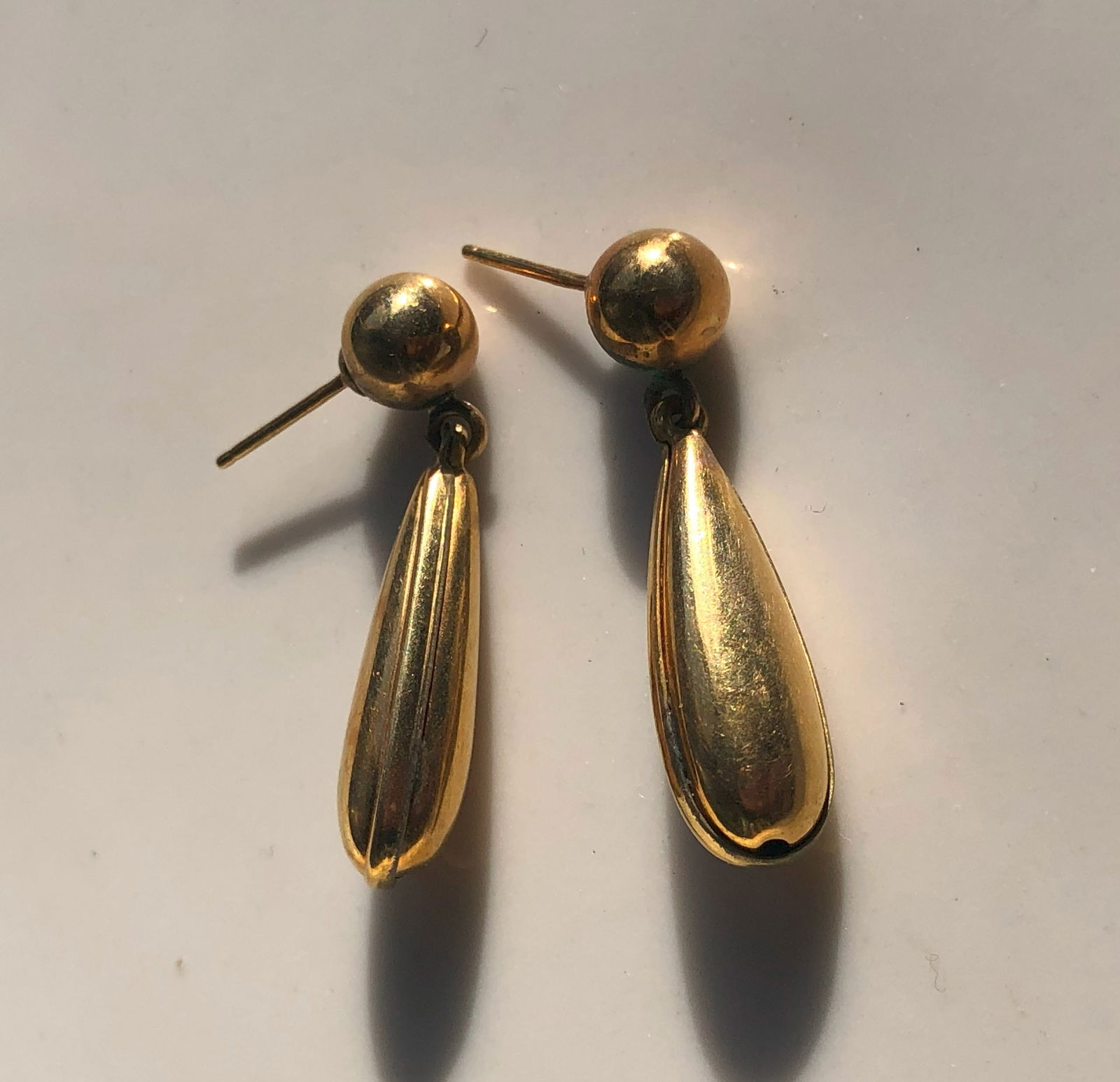 Pair of Earrings: Pair of Earrings