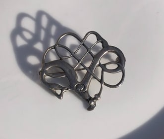 Vintage Silver Brooch Pin