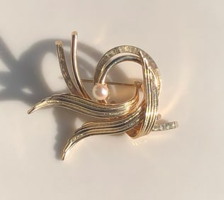 Vintage Brooch Pin
