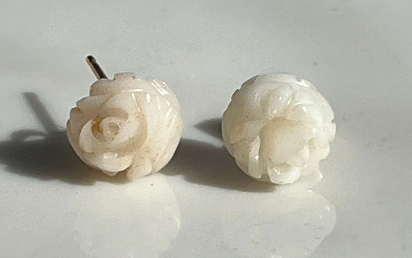 Pair of 14K Gold Coral Earrings: Pair of 14K Gold Coral Earrings