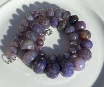 Vintage Agate Necklace with Silver Clasp