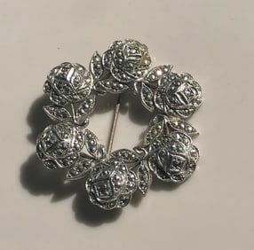 Vintage Silver Brooch Pin