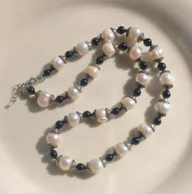 Vintage Pearl Neckalce