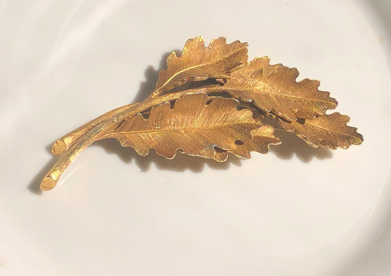 Vintage Brooch Pin: Vintage Brooch Pin