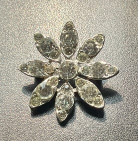Vintage Brooch Pin
