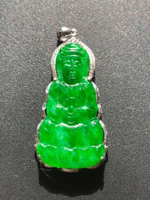 18K Gold Diamond Natural Jadeite Pendant
