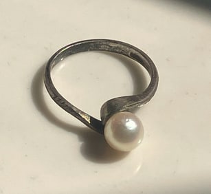 Vintage Silver Pearl Ring