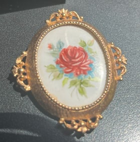 Vintage Brooch Pin
