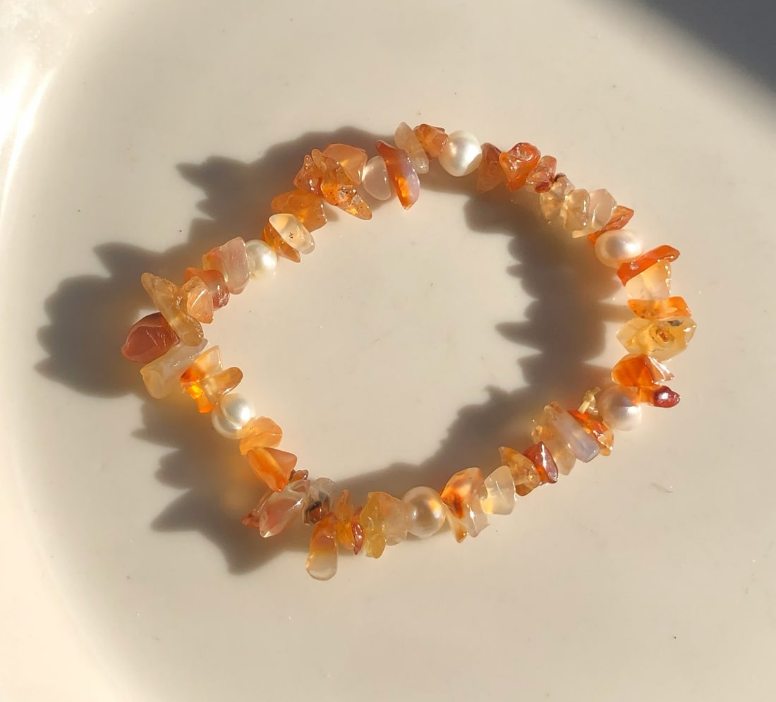 Vintage Carneliian Pearl Bracelet: Vintage Carneliian Pearl Bracelet