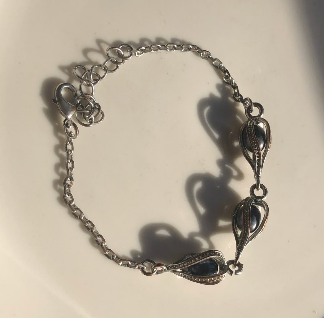 Vintage Pearl Bracelet: Vintage Pearl Bracelet