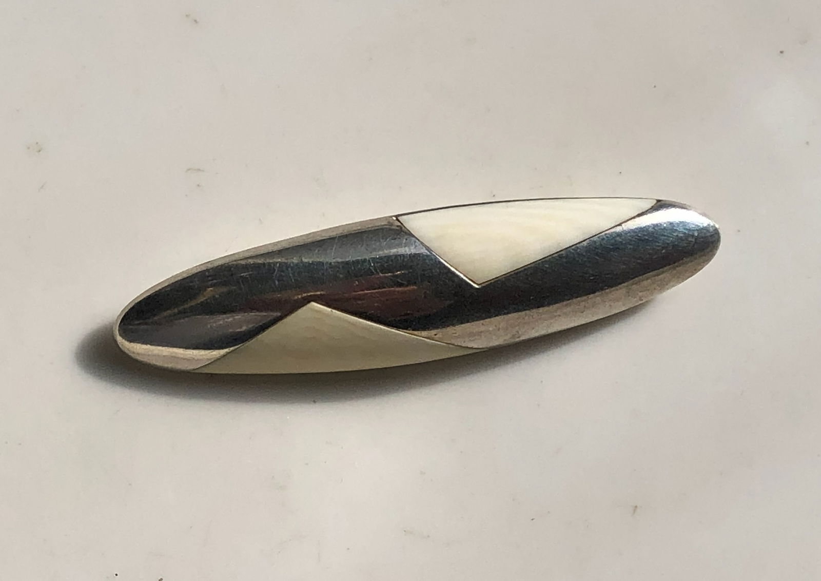 Vintage Silver Brooch Pin: Vintage Silver Brooch Pin