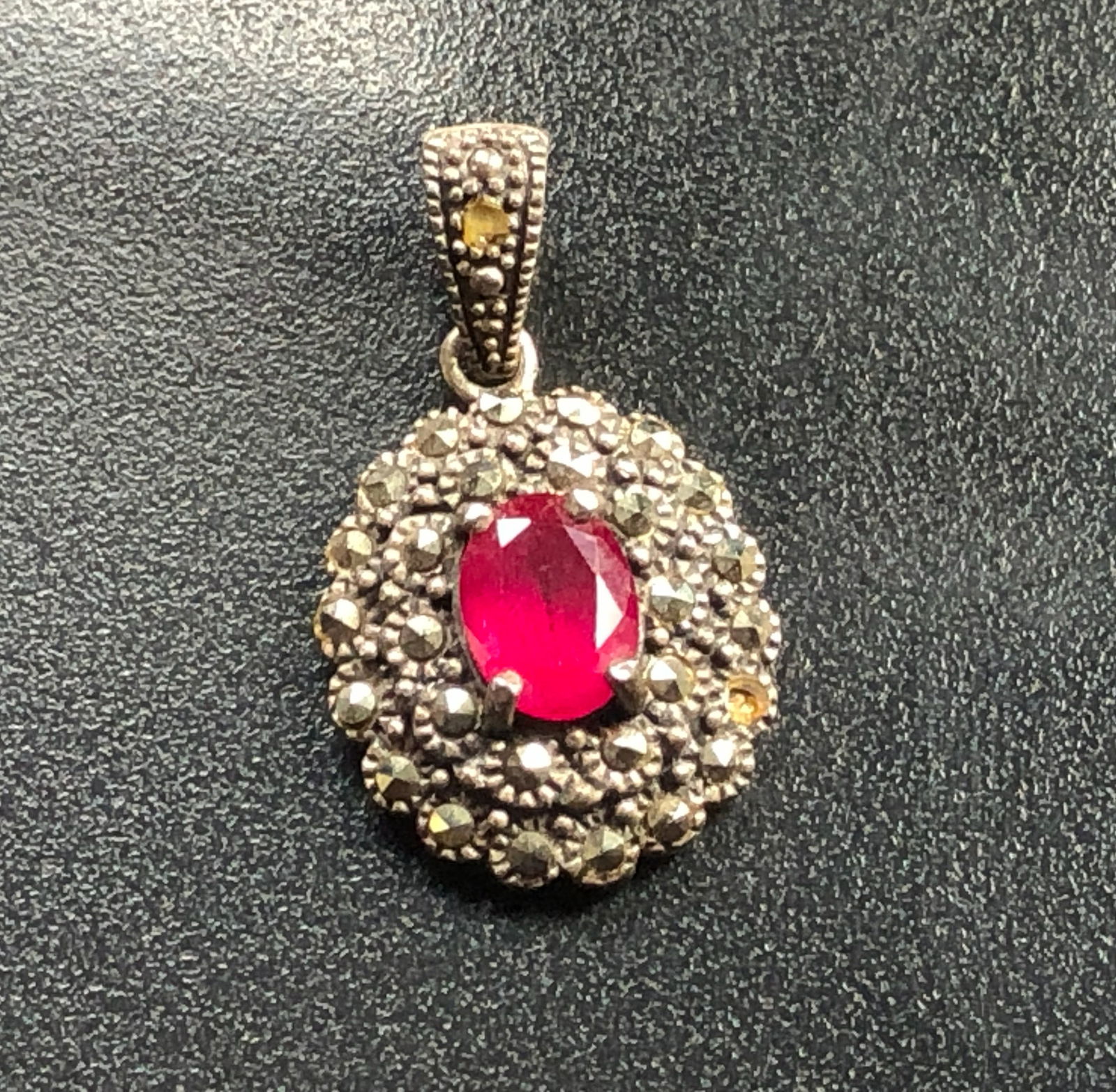 Vintage Silver Pendant: Vintage Silver Pendant