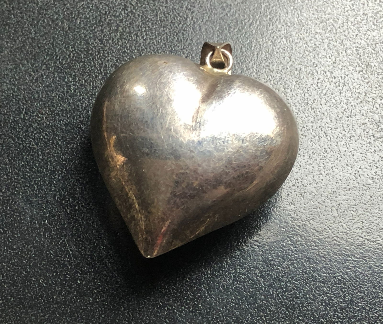 Vintage Silver Pendant: Vintage Silver Pendant, Size: 1.75"