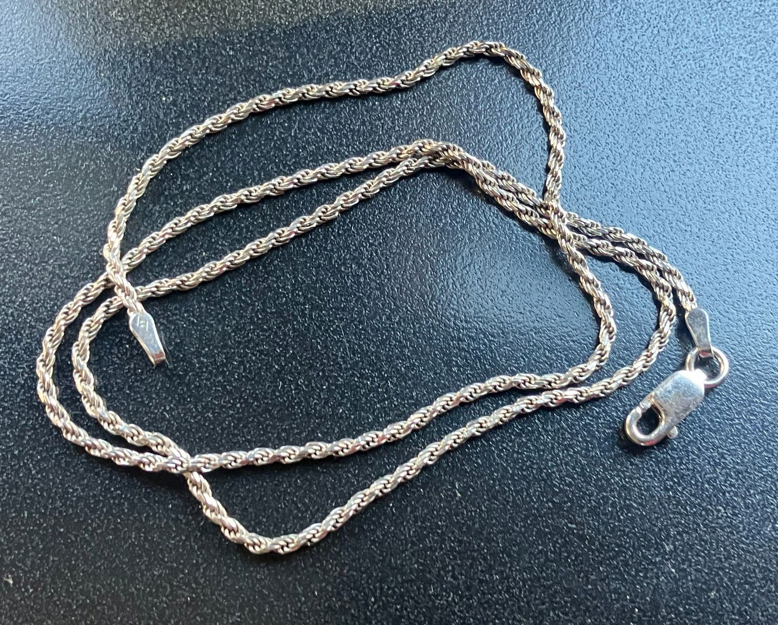 Vintage Silver Necklace: Vintage Silver Necklace