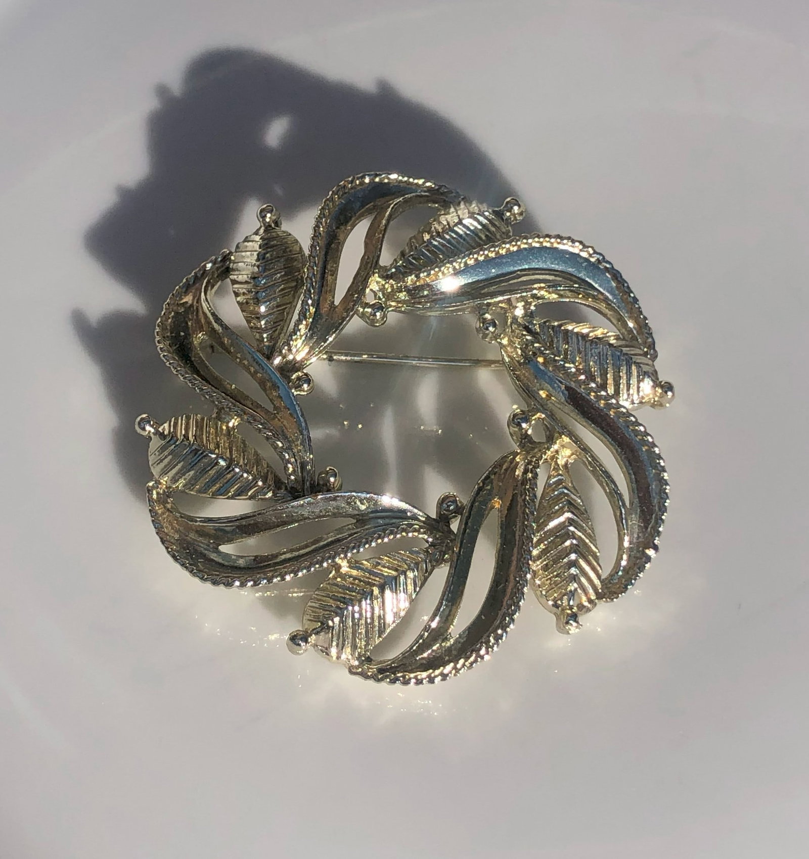 Vintage Brooch Pin: Vintage Brooch Pin