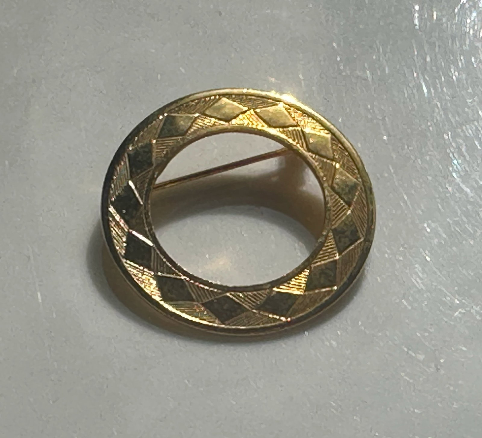 Vintage Brooch Pin: Vintage Brooch Pin