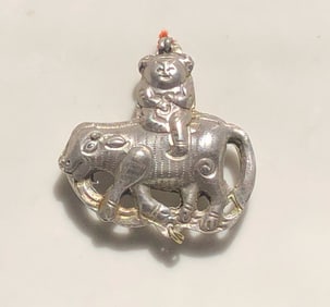 Vintage Silver Pendant