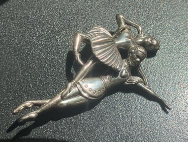 Vintage Silver Brooch Pin