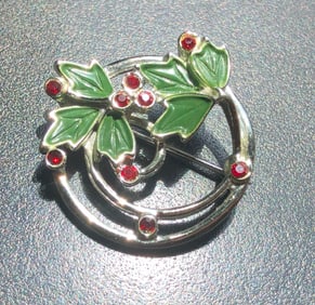 Vintage Brooch Pin