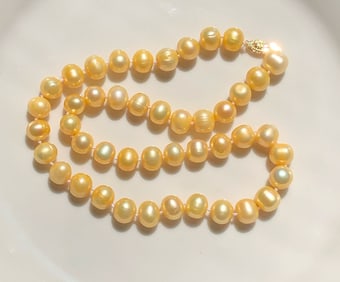 Gold Pearl Necklace