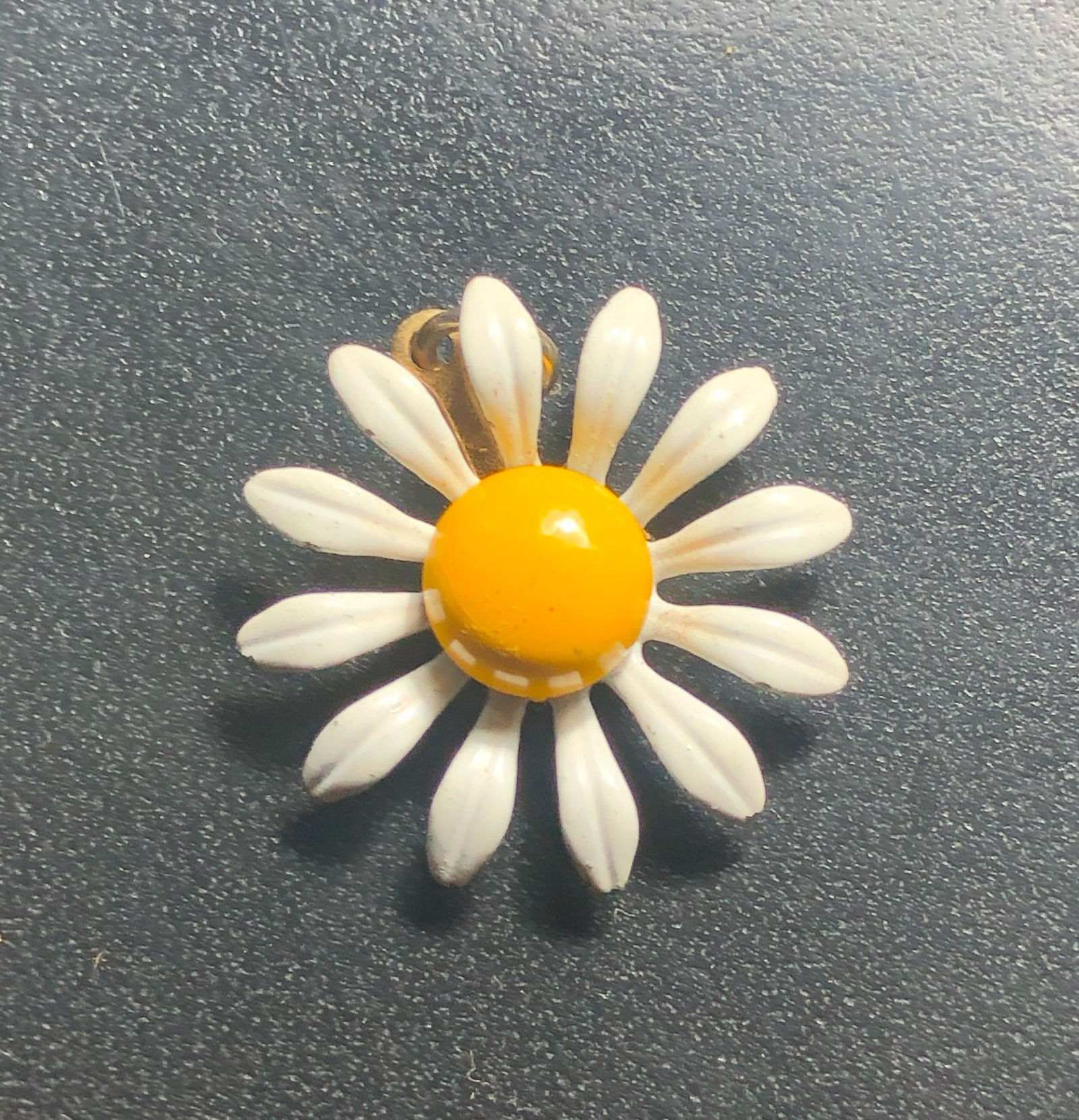 Vintage Flower Pendant (1 of 2)
