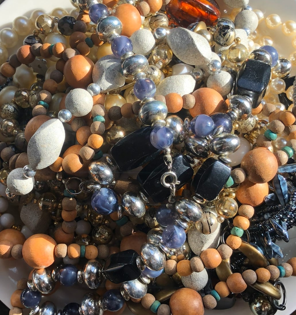 Assorted Jewelry Set: Assorted Jewelry Set