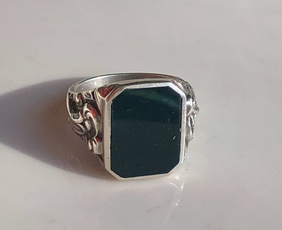 Vintage Silver ring (1 of 4)