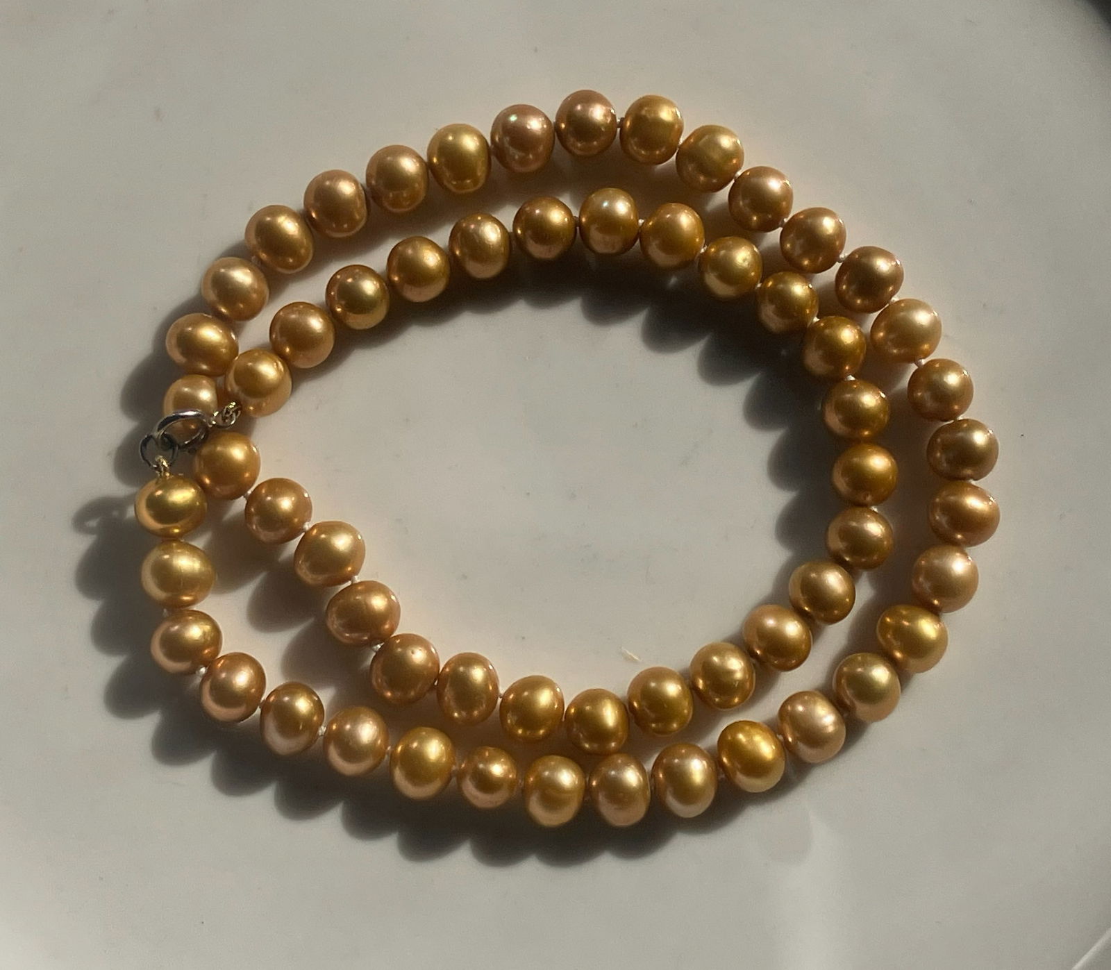 Vintage Pearl Necklace: Vintage Pearl Necklace, Length: 16"