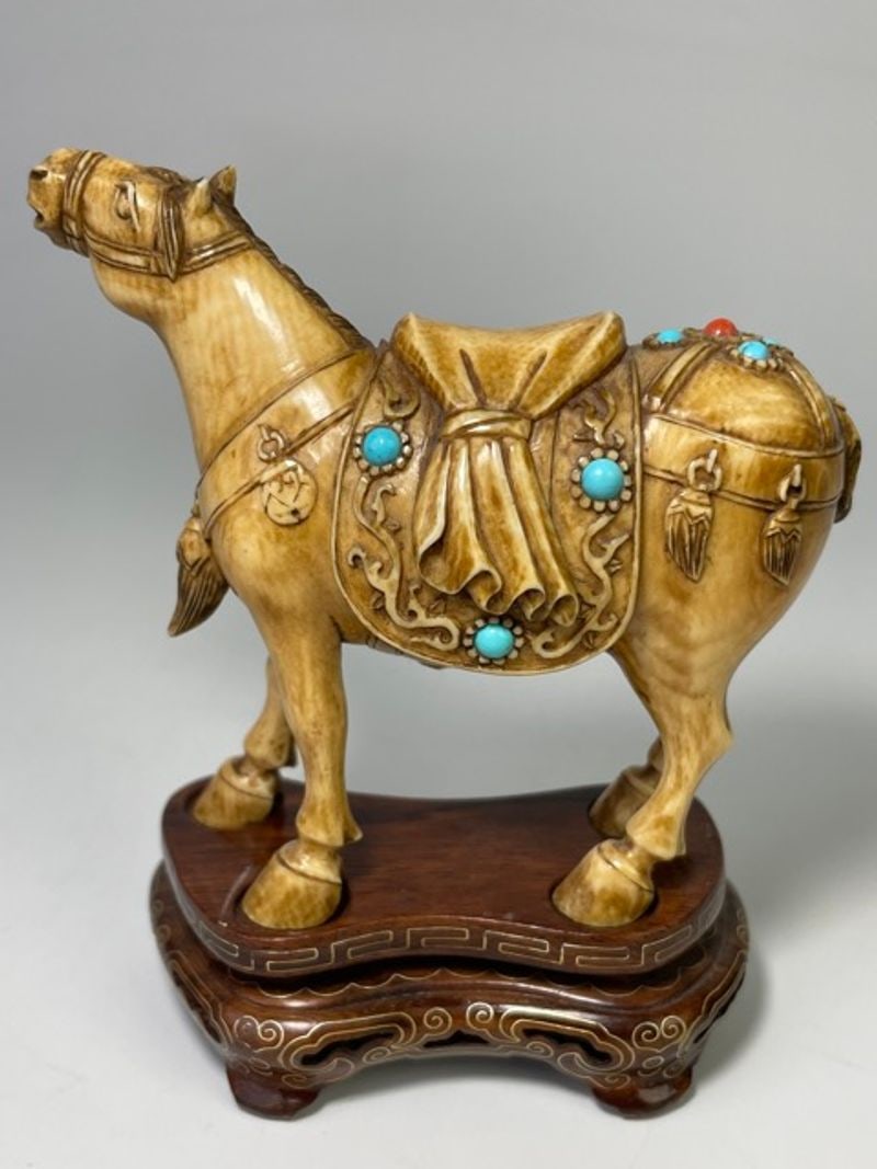 Antique Resin Horse Statue (1 of 3)