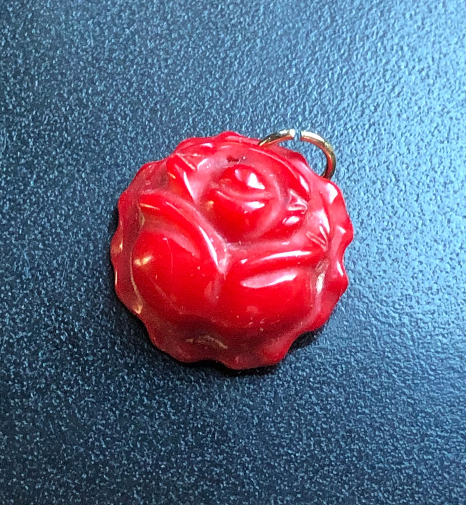 Vintage Pendant: Vintage Pendant