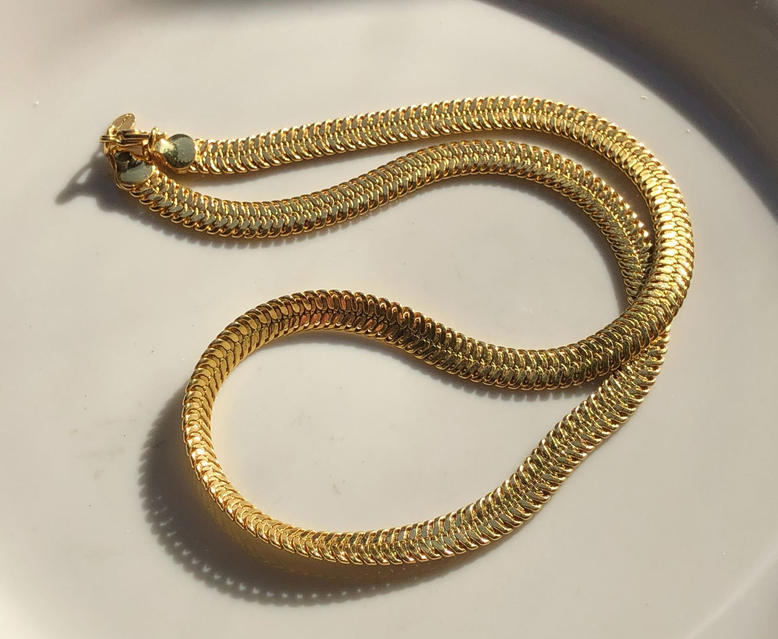 Vintage Necklace (1 of 1)