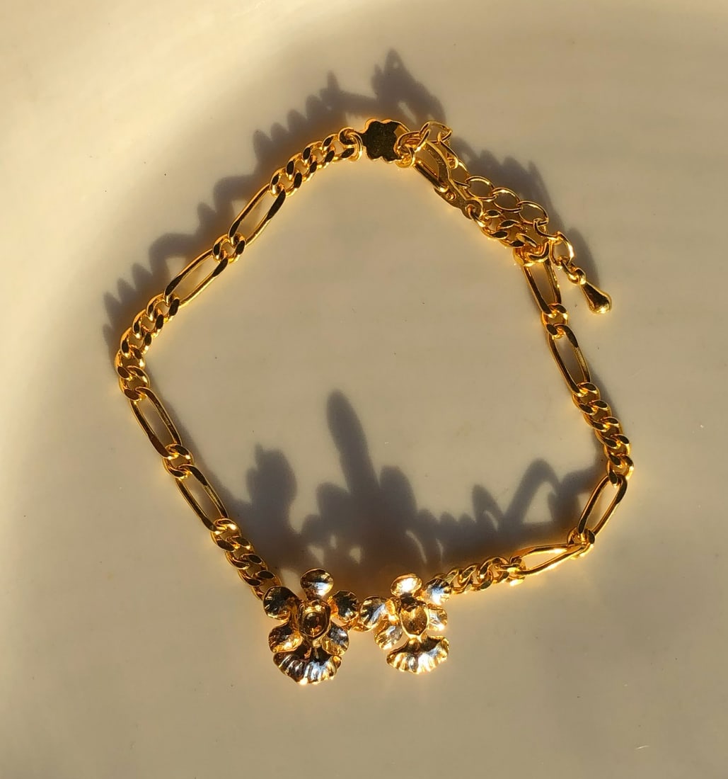 Vintage Gold Filled Orchid Bracelet: Vintage Gold Filled Orchid Bracelet
