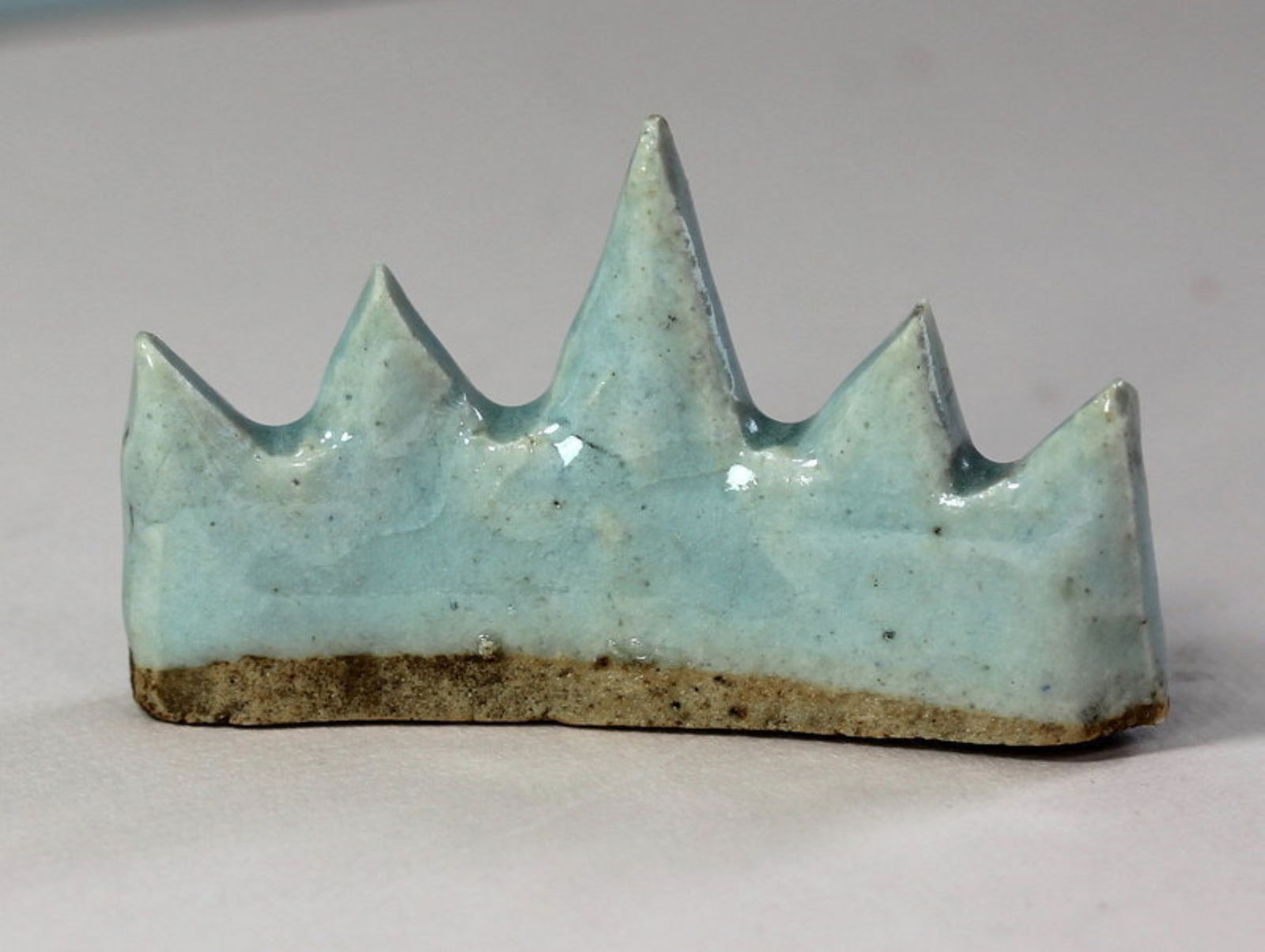 Chinese Light Celadon mountain shape Brush Rest (1 of 5)