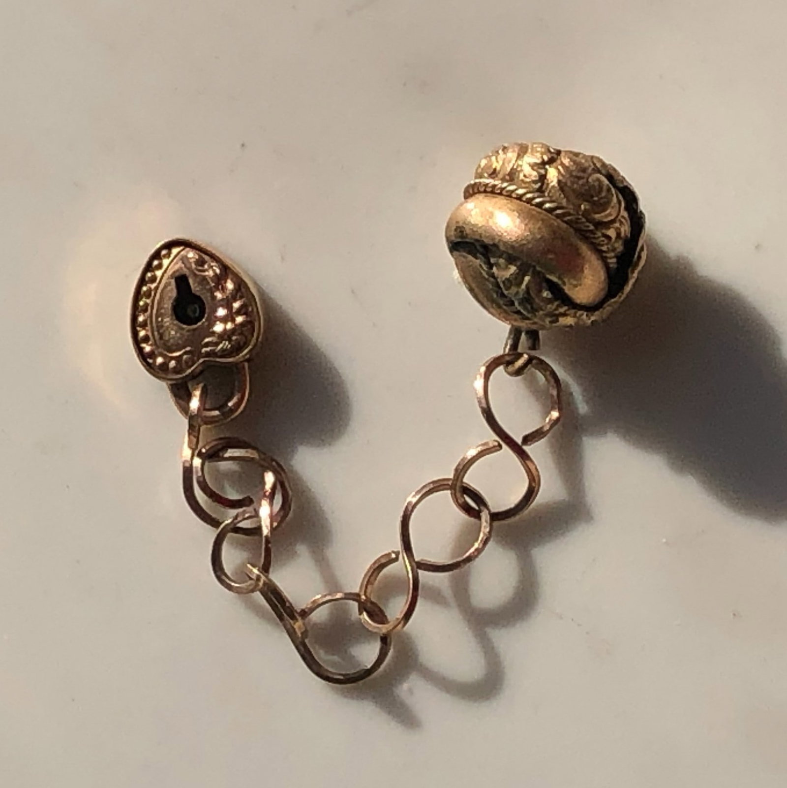 Antique Gold Filled Chain: Antique Gold Filled Chain