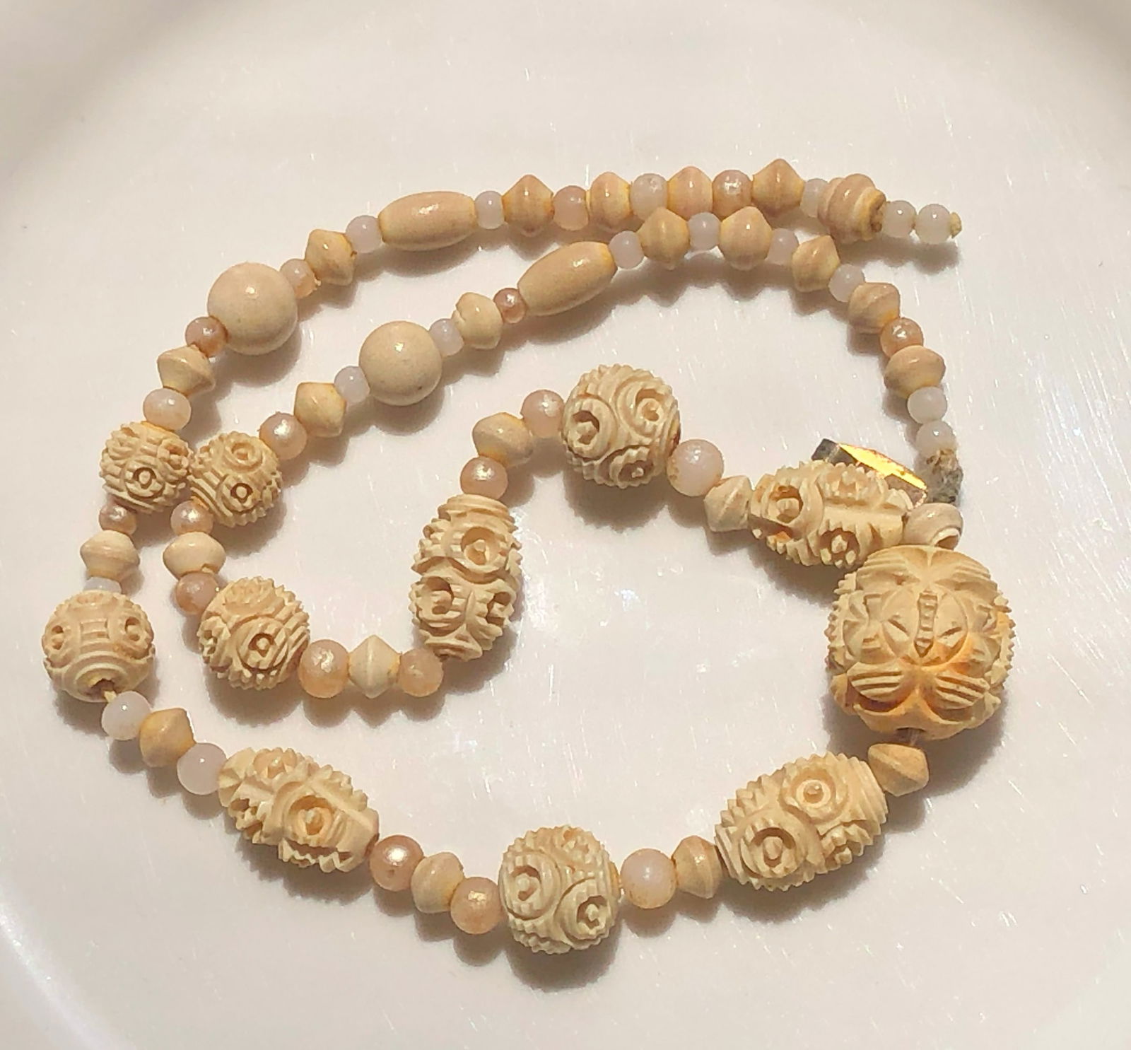 Antique Necklace (1 of 2)