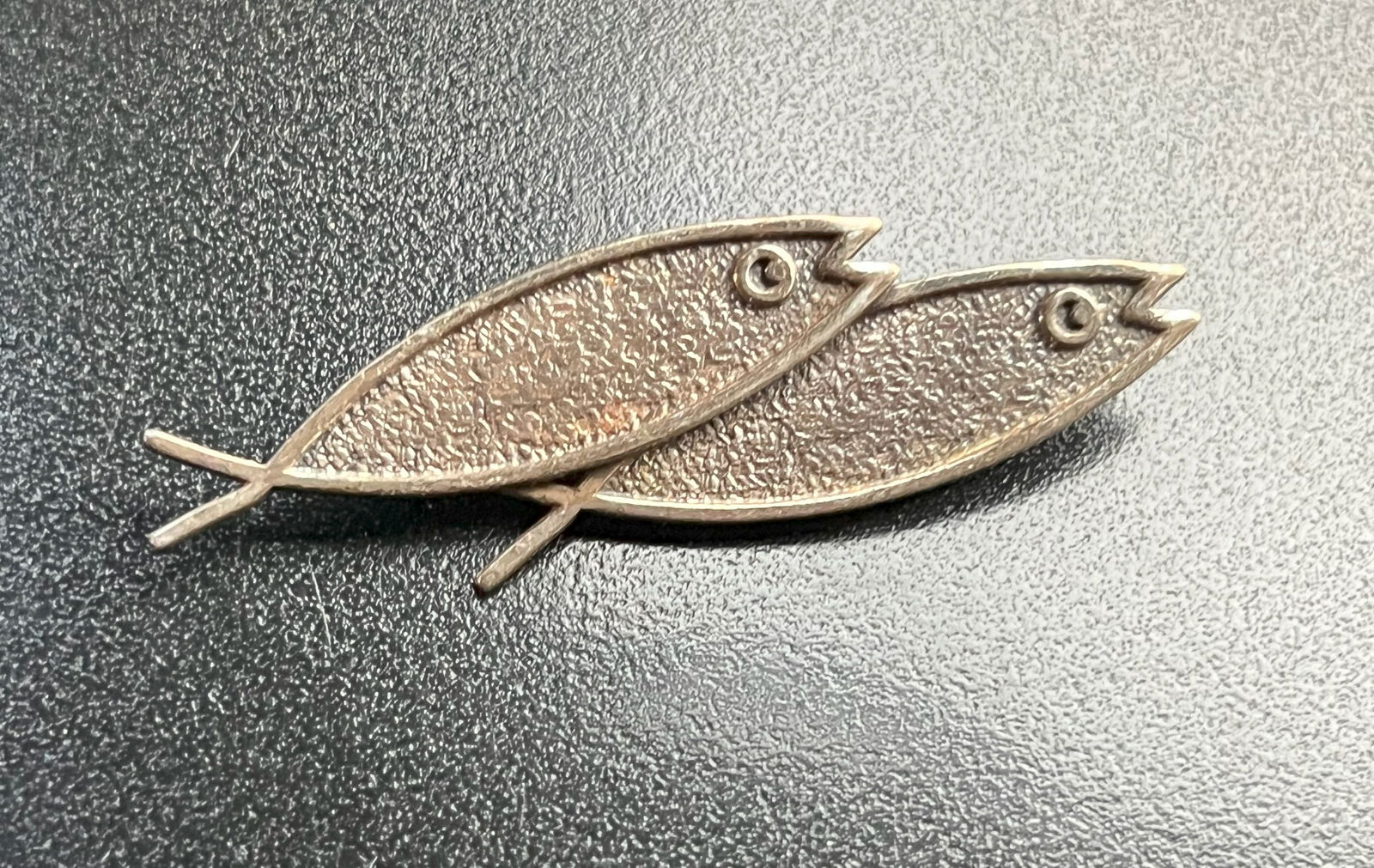 Vintage Silver Brooch Pin: Vintage Silver Brooch Pin