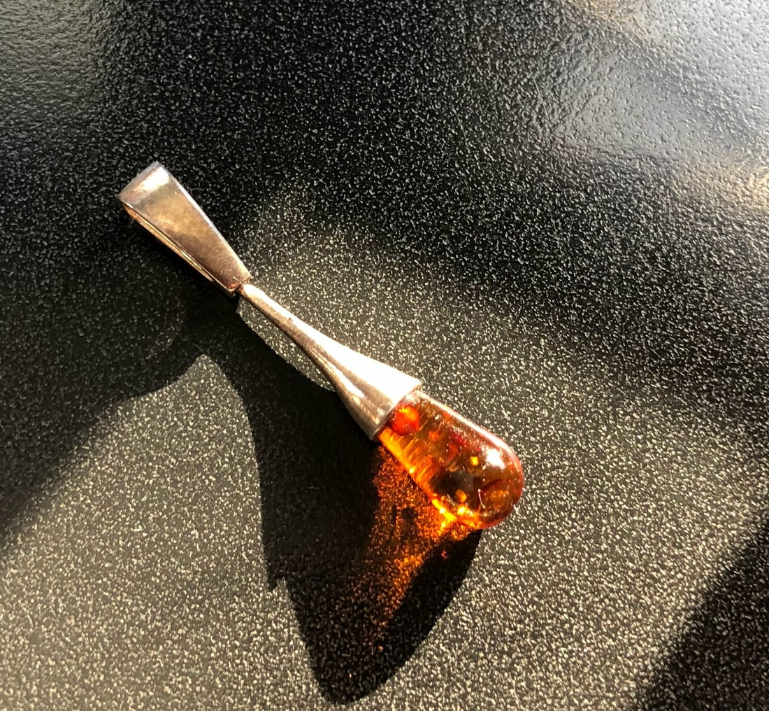 Vintage Silver Amber Pendant (1 of 3)