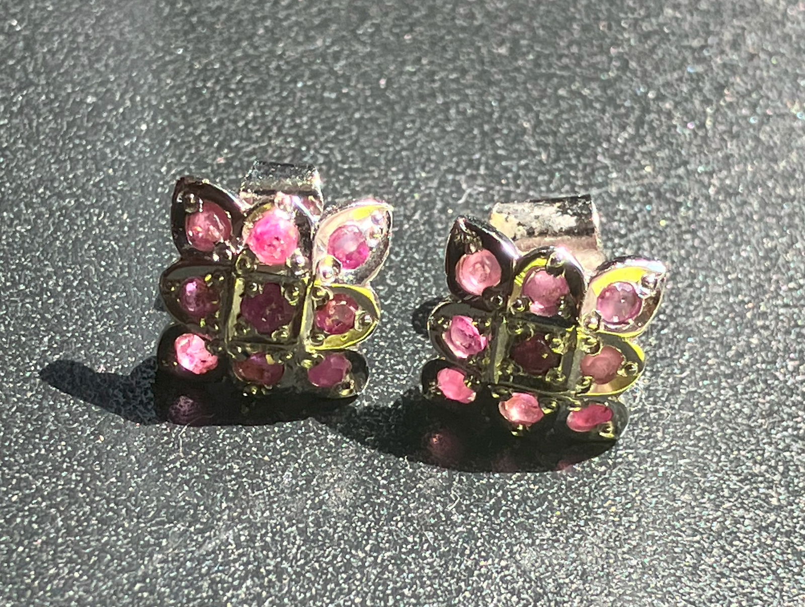 Pair of Silver Earrings: Pair of Silver Earrings