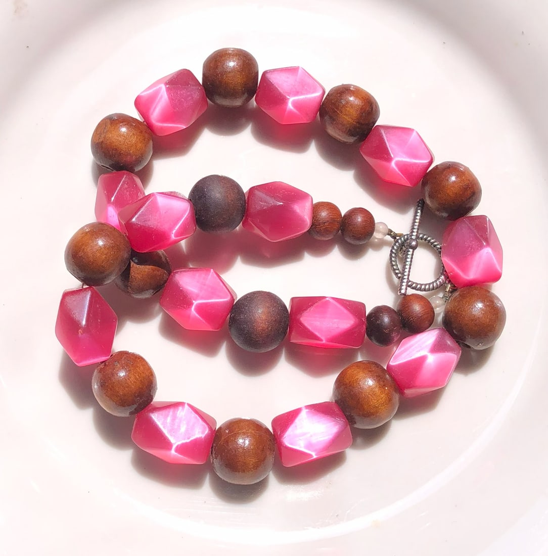 Vintage Necklace (1 of 2)