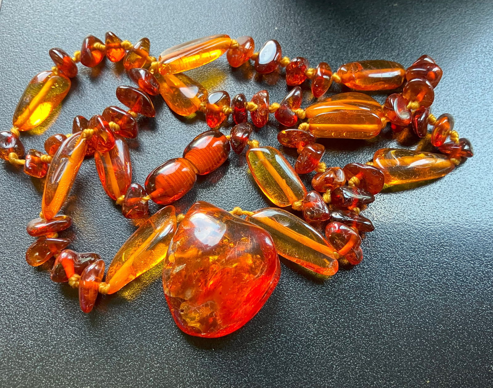 Vintage Amber Necklace (1 of 1)