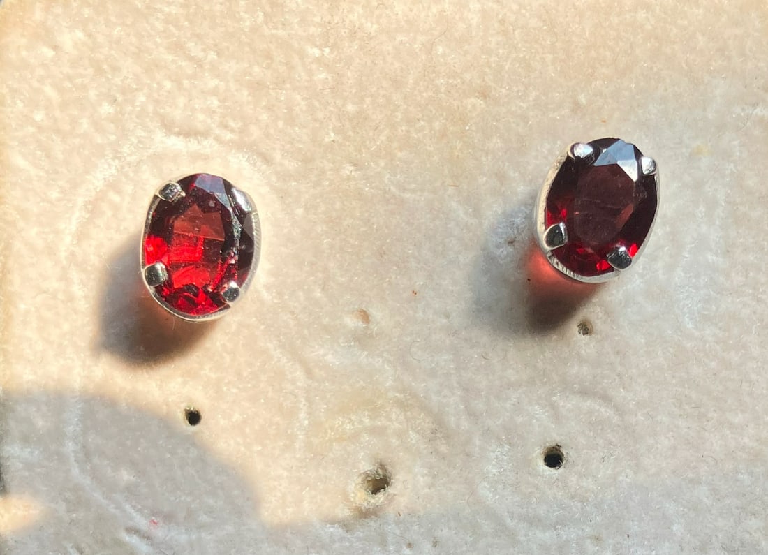 Pair of Silver Earrings: Pair of Silver Earrings