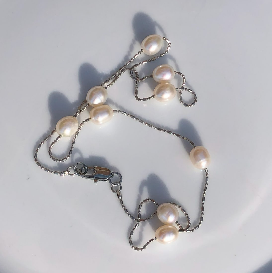 Vintage Pearl Necklace (1 of 1)