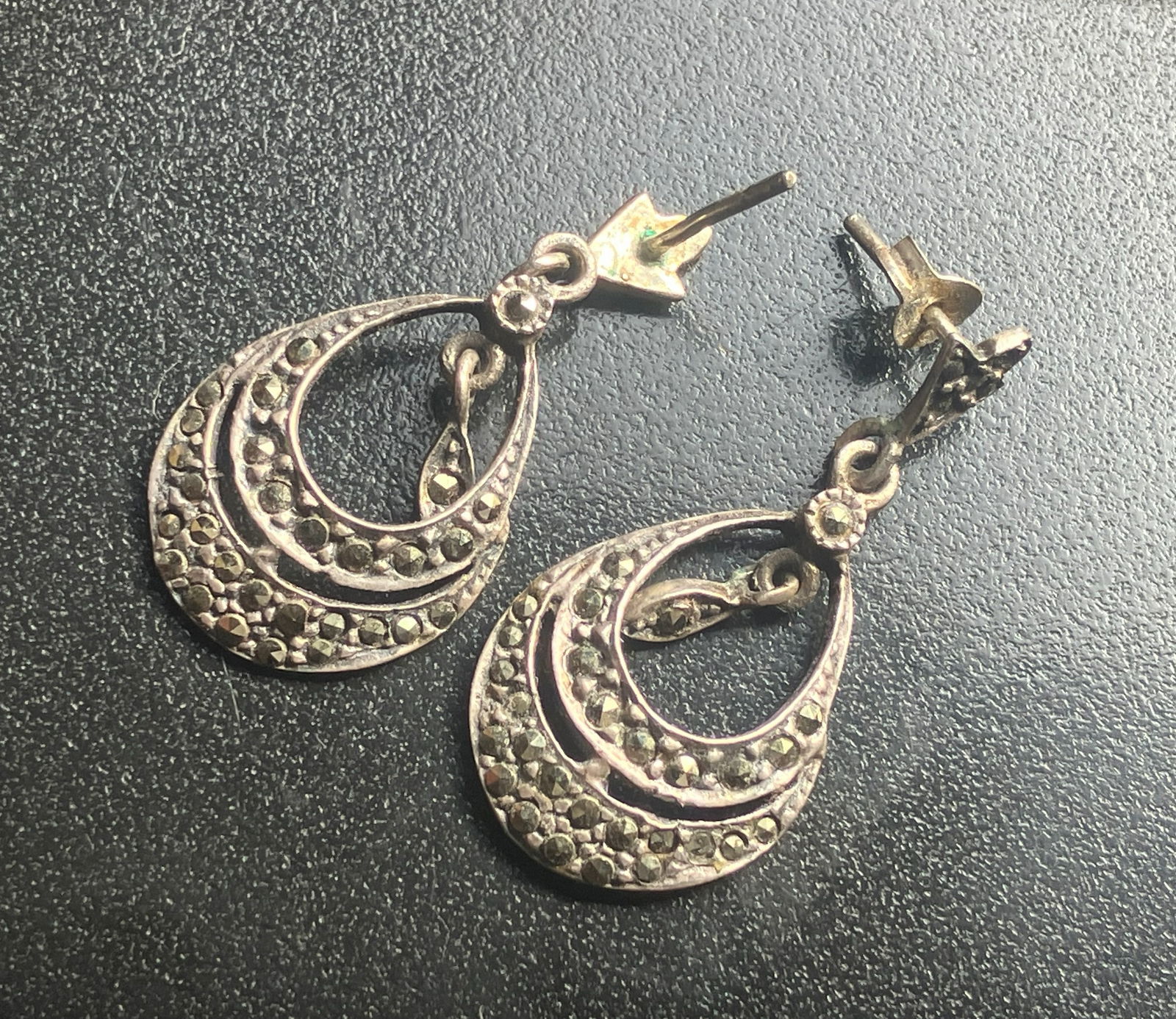 Silver Teardrop Earrings (1 of 3)