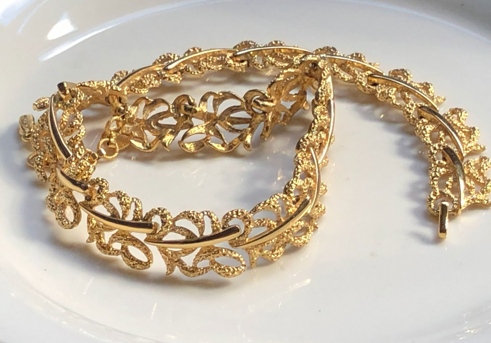 Vintage Necklace (1 of 3)