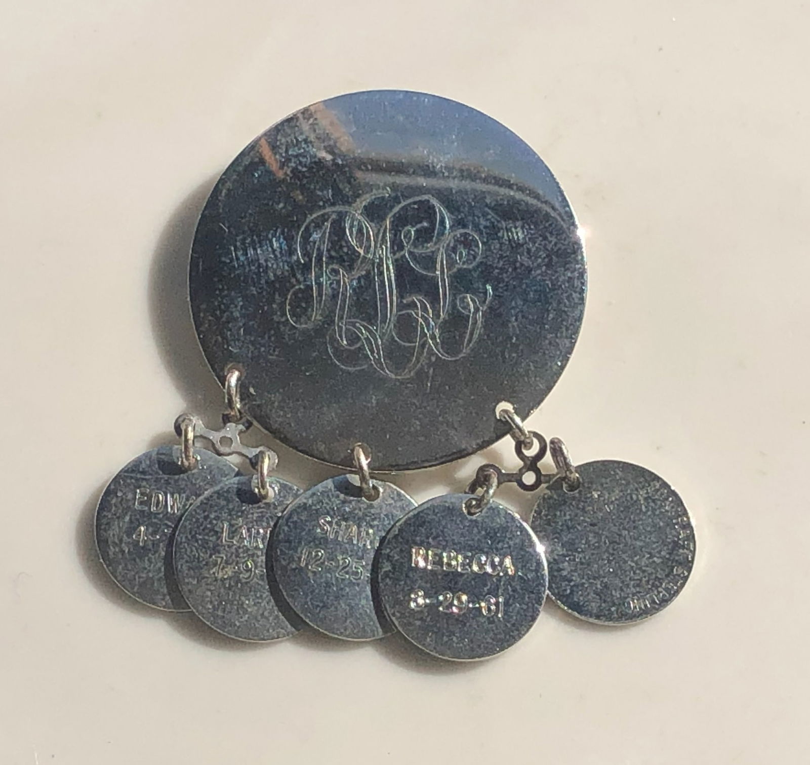 Vintage Silver Brooch Pin: Vintage Silver Brooch Pin