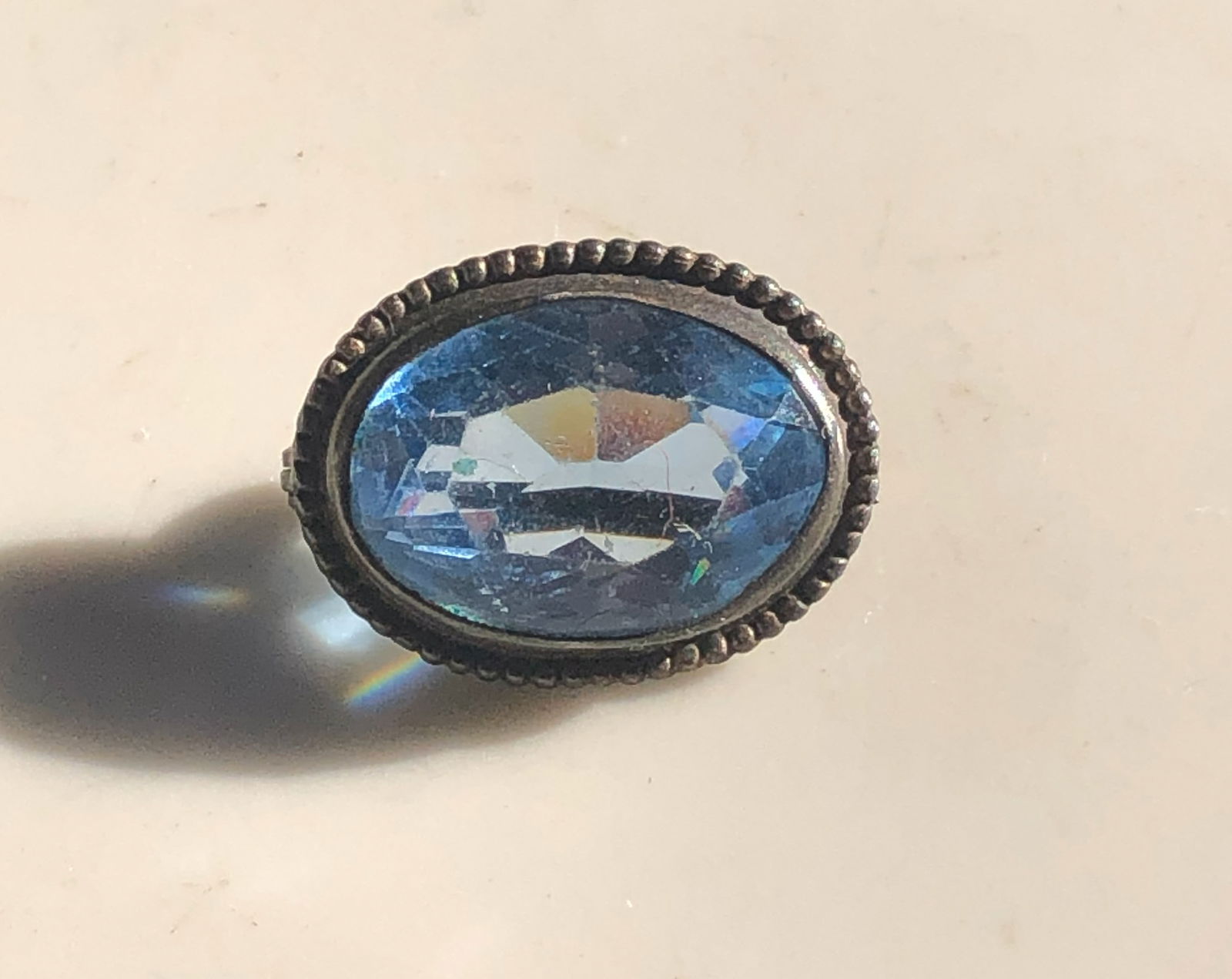 Vintage Glass Brooch Pin (1 of 3)