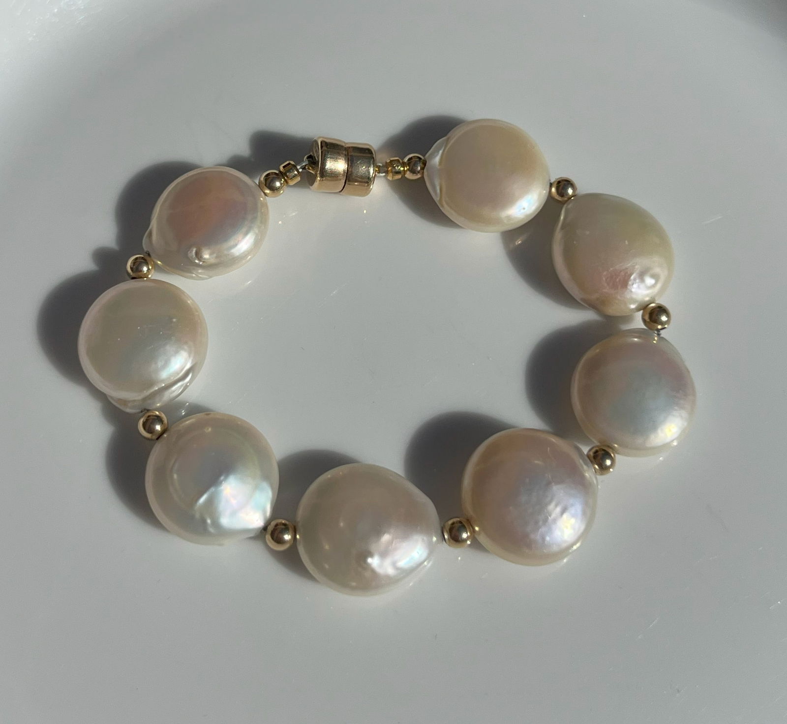 Vintage Pearl Bracelet (1 of 3)